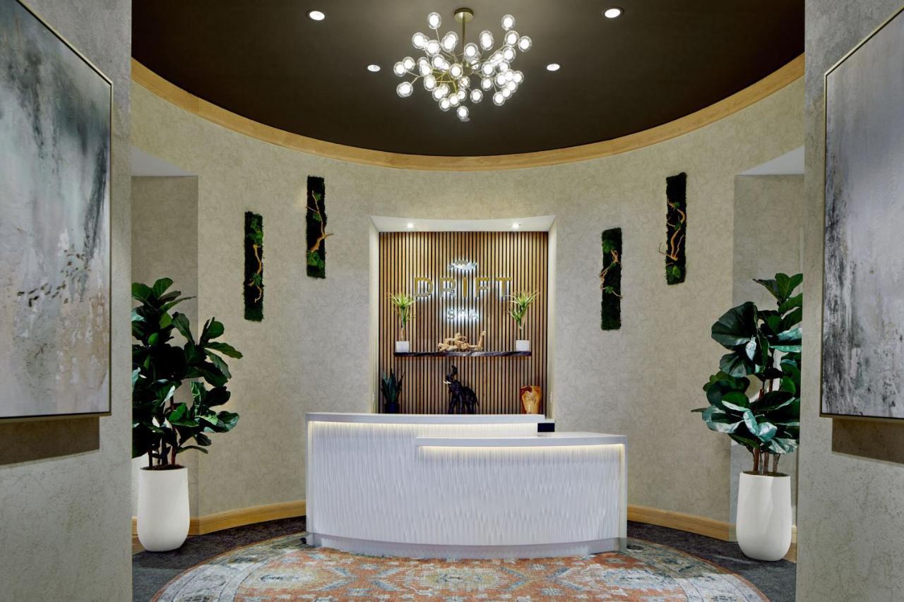 Lancaster Marriott At Penn Square Hotel Екстериор снимка