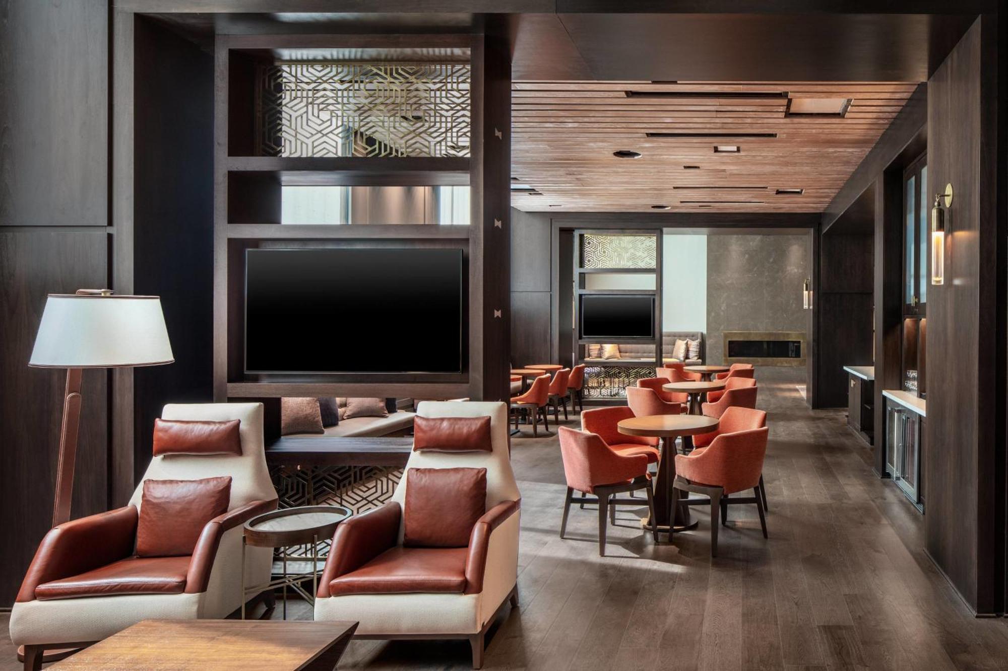 Lancaster Marriott At Penn Square Hotel Екстериор снимка